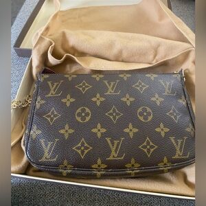 Louis Vuitton Accessories Pochette pouch
